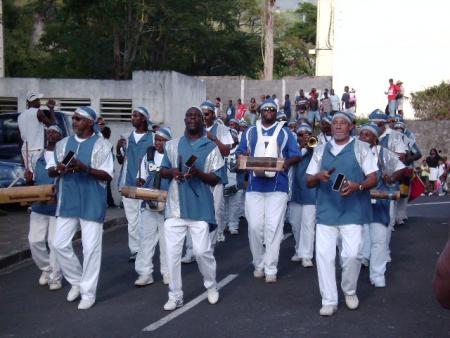 l'1 d 17 groupes � pieds lors 2 la parade !!