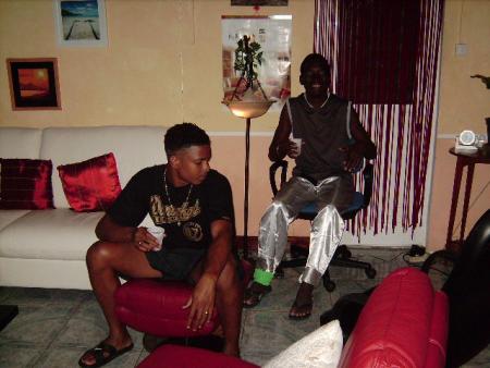 ayayaye Teuf !! ou j�t� bw� a at� ? ou biswen yo m�'t nou d�wo !!