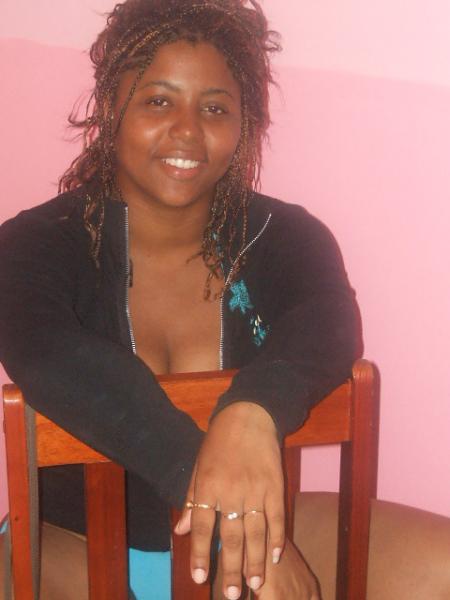 poz photo apr�s une soir�e champagne ek ma belle soeur!!