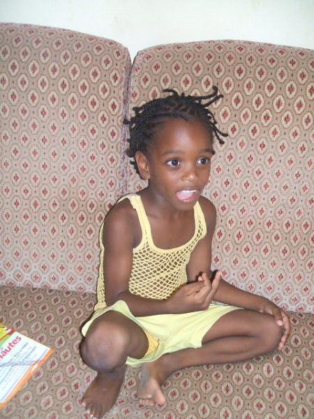 Oups !!! Ya 1 doigt ki c laisser aller 