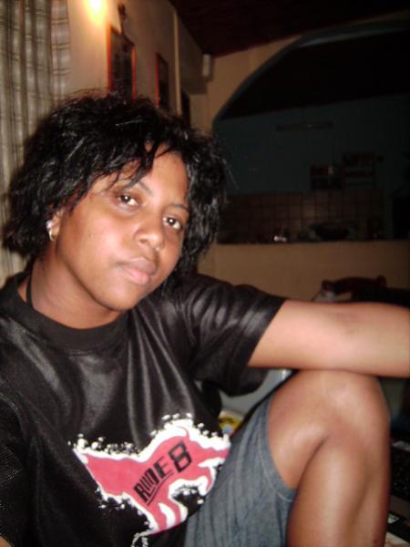 Ben pa dig !! la t�te est 1 peu en vacance...